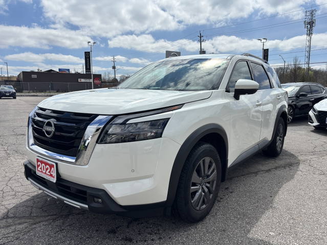 2024 Nissan Pathfinder SV