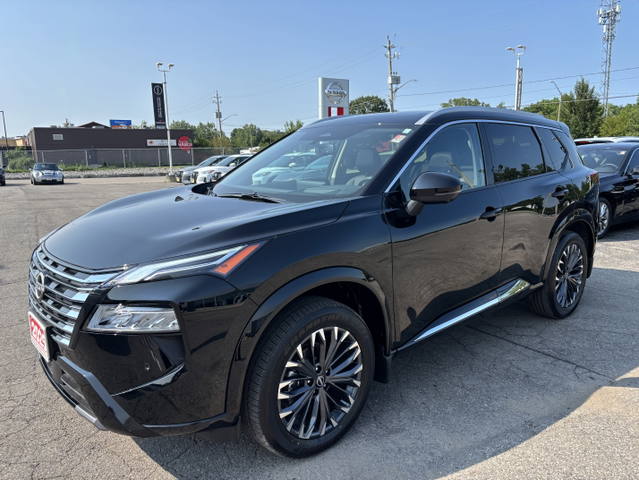 2025 Nissan Rogue Platinum