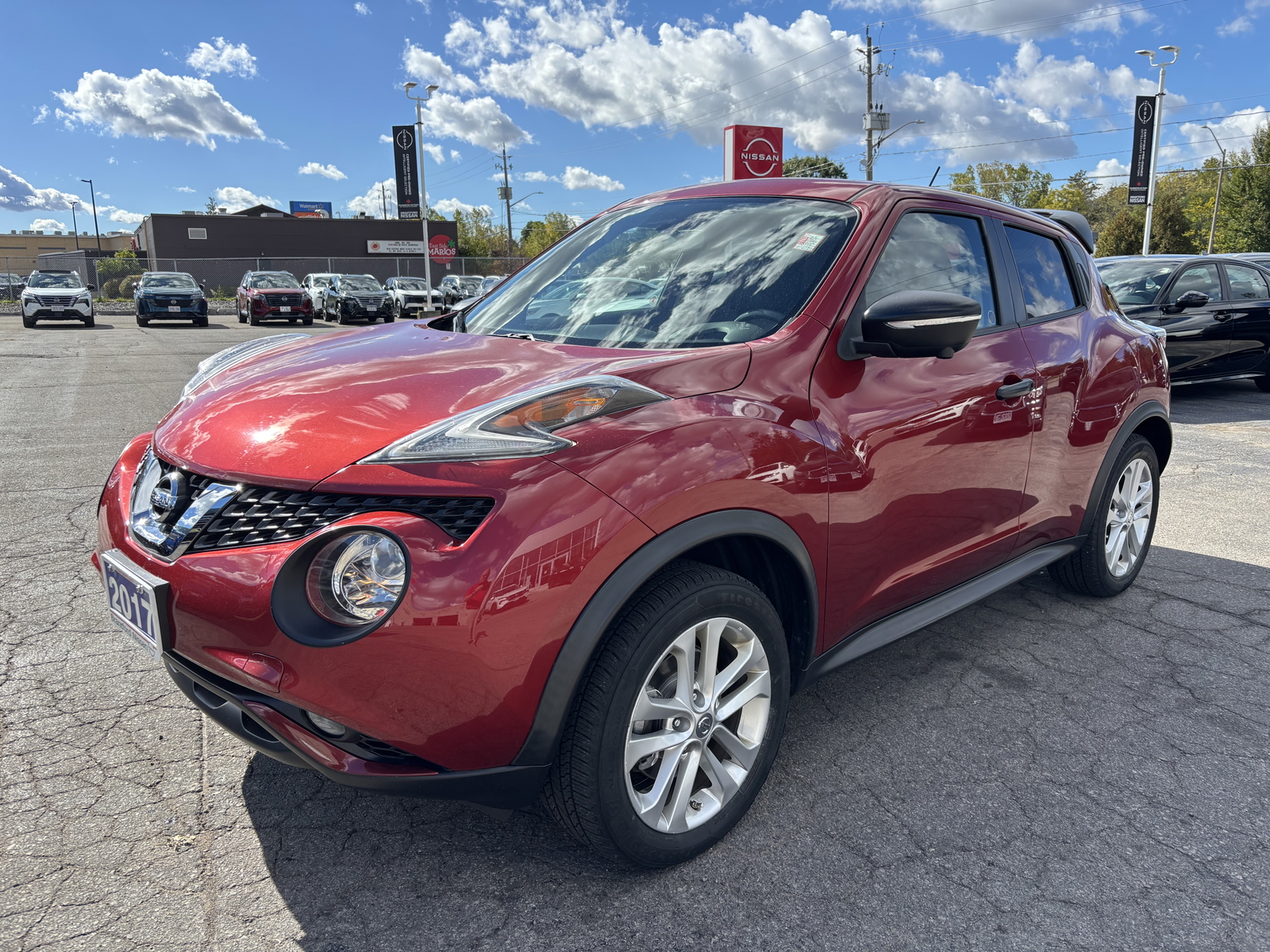 CAYENNE RED METALLIC 2017 Nissan Juke SUV / Crossover All-Wheel Drive Automatic