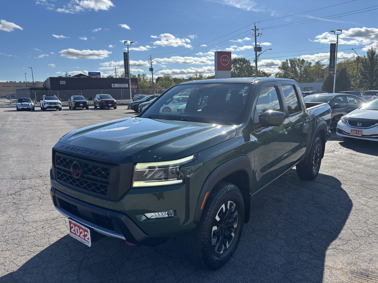  2022 Nissan Frontier PRO-4X Crew Cab 4WD   
