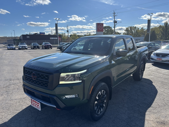2022 Nissan Frontier PRO-4X Crew Cab 4WD