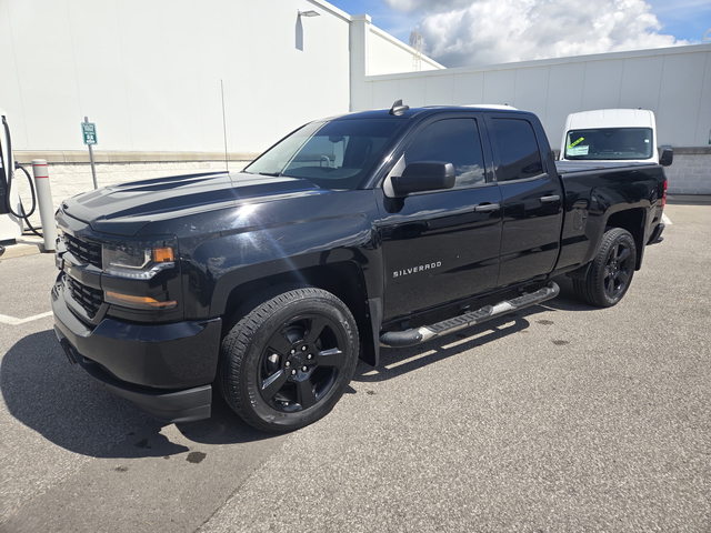 Black 2017 Chevrolet Silverado 1500 Pickup Truck Four-Wheel Drive 6-Speed Automatic Overdrive