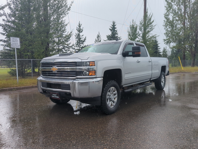 SILVER ICE METALLIC 2017 Chevrolet Silverado 3500HD Pickup Truck Four-Wheel Drive Automatic