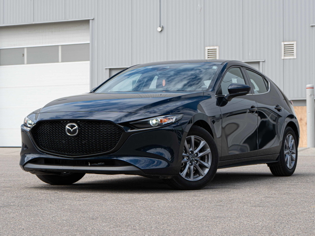 2022 Mazda MAZDA3 Preferred Hatchback FWD