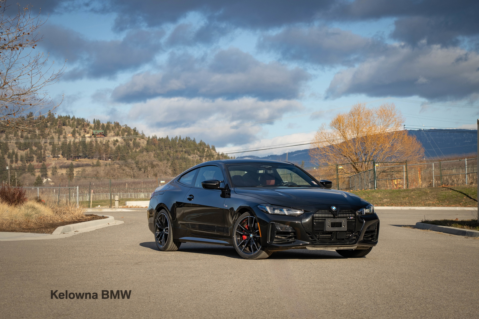 BMW 4 Series M440i Coupe xDrive 2026