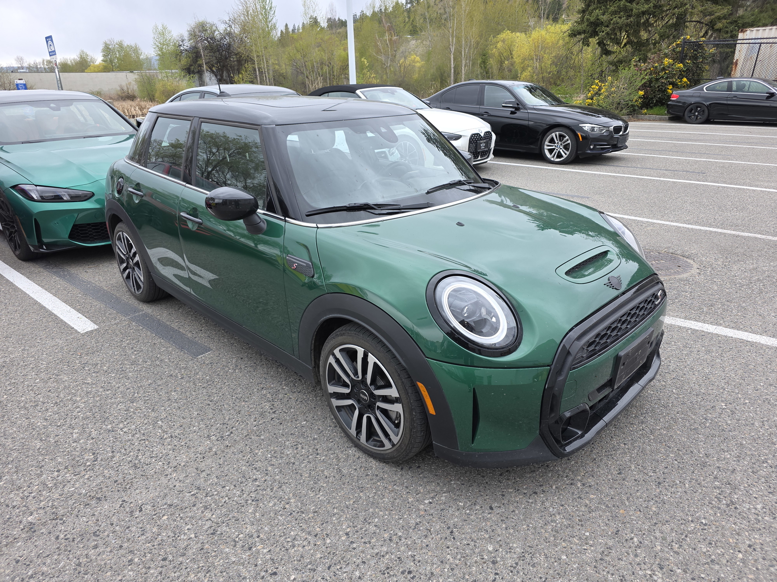 2023 MINI Cooper S 4-Door Hatchback FWD