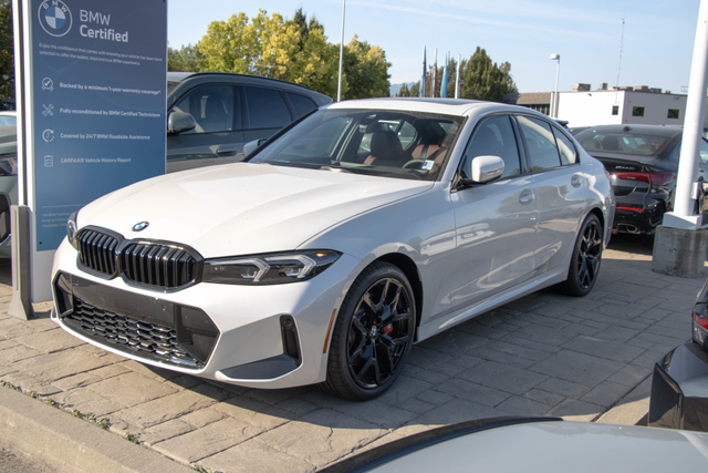 Mineral White Metallic 2026 BMW 3 Series Sedan All-Wheel Drive Automatic