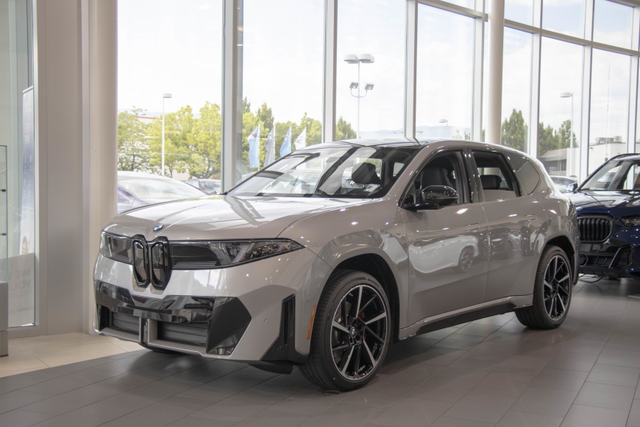 Space Silver Metallic 2027 BMW iX3 SUV / Crossover All-Wheel Drive Automatic