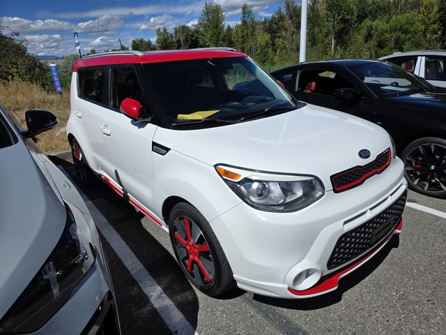 INFERNO RED 2014 Kia Soul Wagon Automatic
