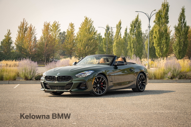 SANREMO GREEN METALLIC 2025 BMW Z4 Convertible Rear-Wheel Drive Automatic